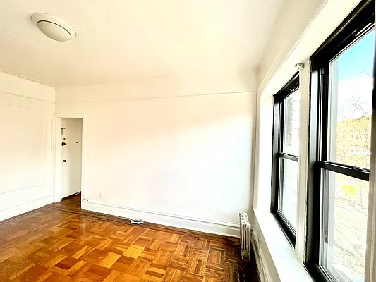 Rented by Pear NYC LLC | media 20