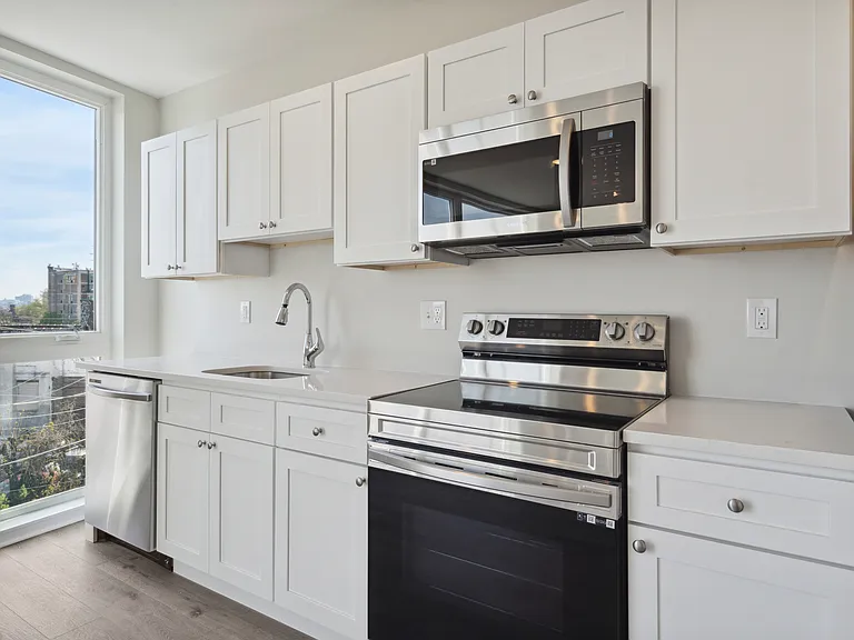 5310 Whitby Ave #305 — Photo 1