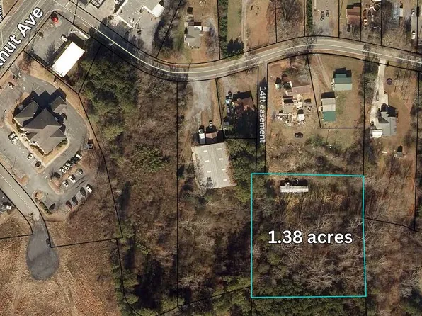 2618 Pleasant Dr, Dalton, GA 30721