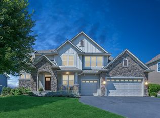 19315 Hillcrest Ave, Lakeville, MN 55044