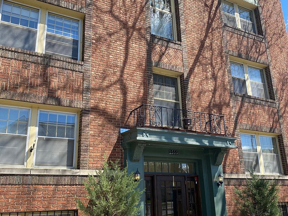 1st image of 2555 Bryant Ave S #0