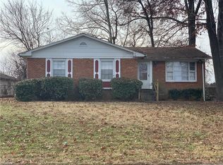 2418 Bywood Rd, Greensboro, NC 27405