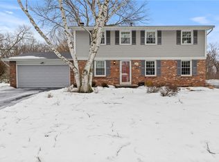 101 Selborne Chase, Fairport, NY 14450