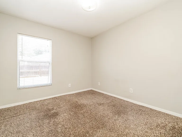 10523 Lakeside Vista Dr — Photo 13