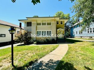 311 W 51st St #A, Kansas City, MO 64112
