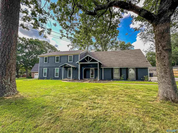 1008 Way Thru The Woods SW, Decatur, AL 35603