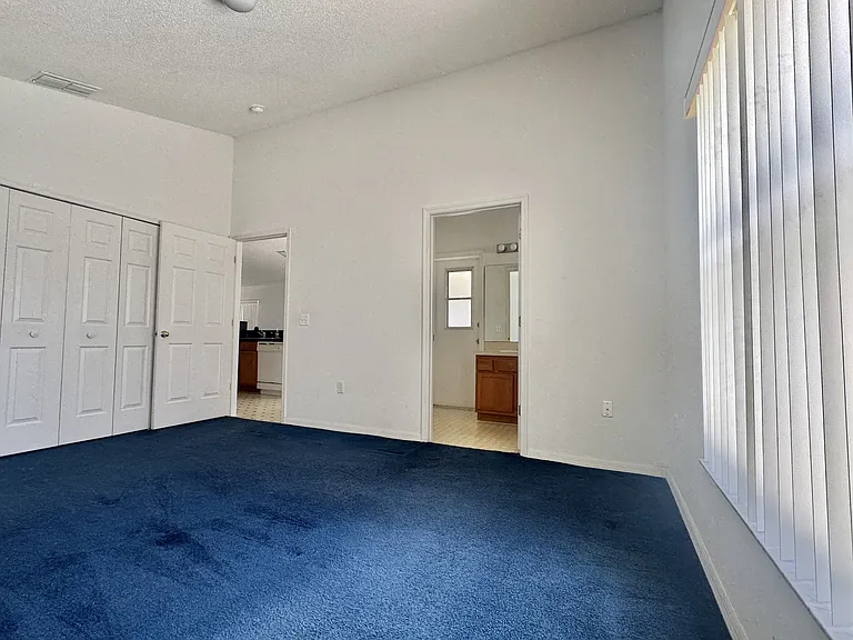 140 Sonja Cir — Photo 7