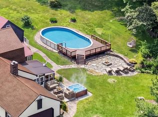 4 Debbie Court, Chester, NY 10918