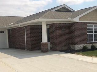 9149 Clubhouse Dr, Sylvania, OH 43560