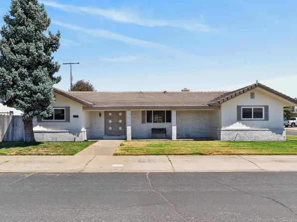 731 Birchwood Dr, Lodi, CA 95240