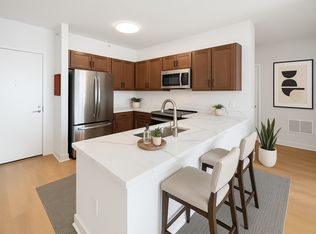 1 Center St #201, Clifton, NJ 07011