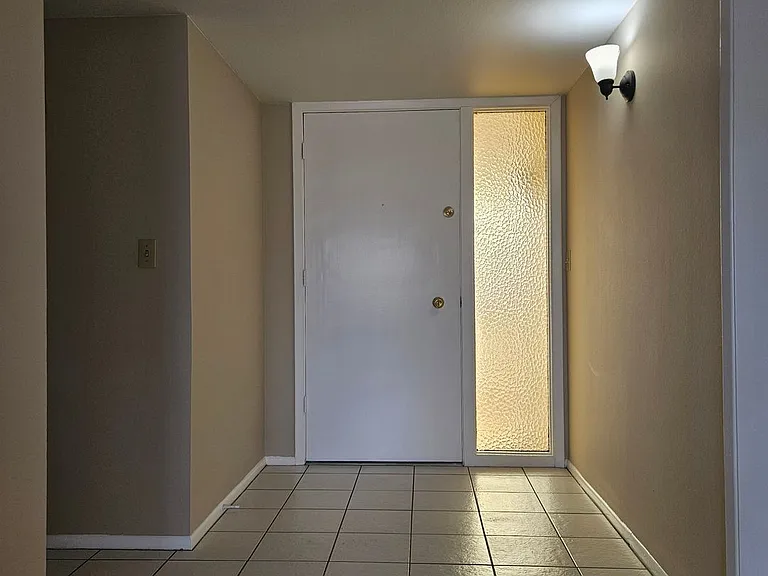 10010 W Andover Ave — Photo 16