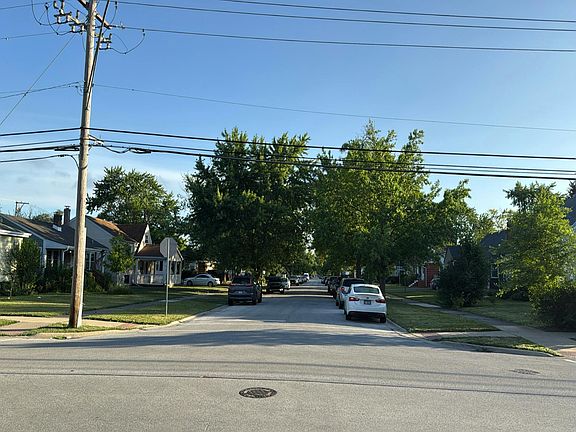 5th image of 17903 Walter St