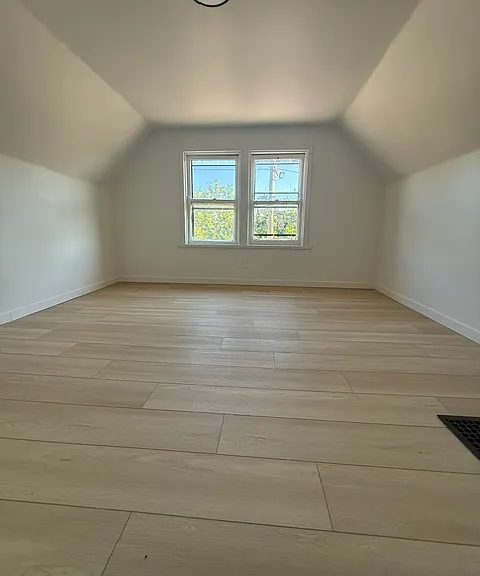311 Hilton Pl #1 — Photo 8