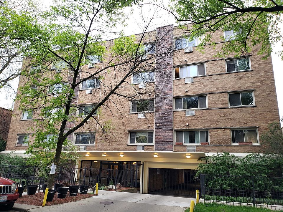 1st image of 1415 W Lunt Ave APT 212