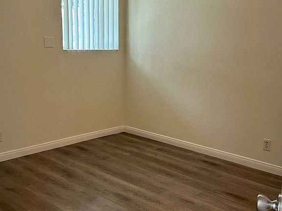 5th image of 13471 Leda Ln APT 3