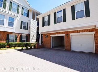 25300 Lake Mist Sq UNIT 204, South riding, VA 20152