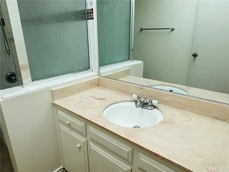 471 W Duarte Rd #110 — Photo 14