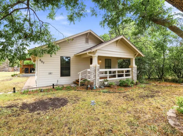 407 E Bois D Arc St, Leonard, TX 75452