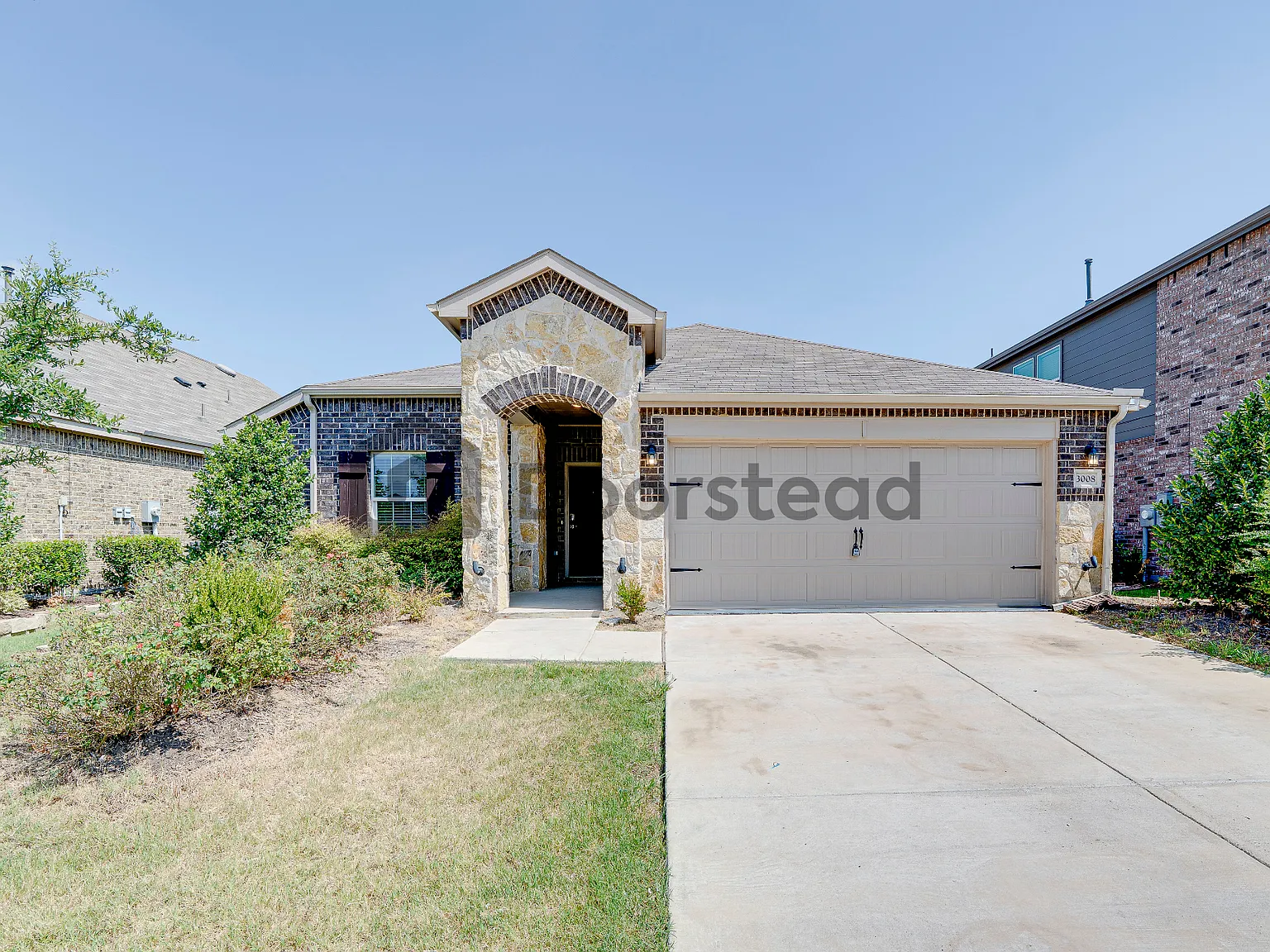 4 bed, 3.0 bath, 2030 sqft, $2,099 — Photo 1