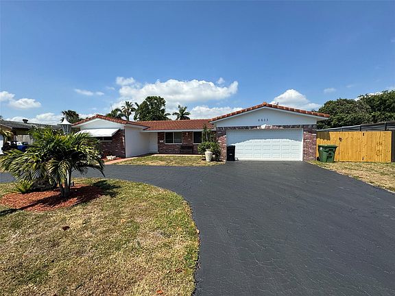 2nd image of 4611 NW 10th Avenue