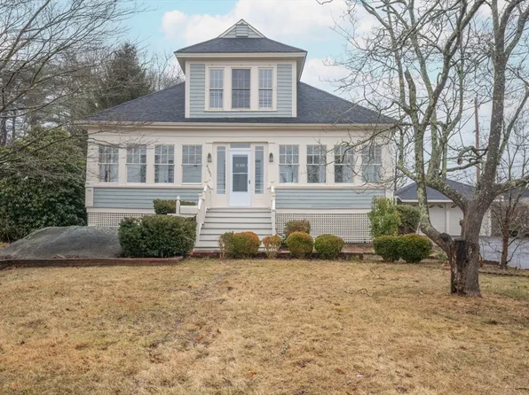 4292 Acushnet Ave, New Bedford, MA 02745