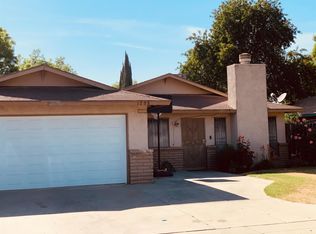 1208 Phillip St, Madera, CA 93638