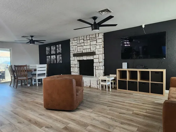 1609 W Palomino Drive, Chandler, AZ 85224