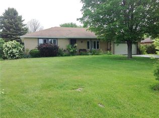 150 Yorktown Dr, Webster, NY 14580