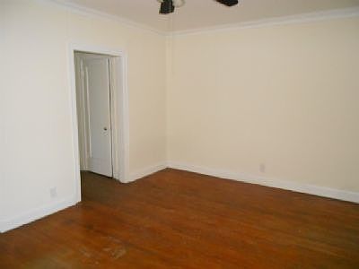3rd image of 1258 W Loyola Ave APT 2R