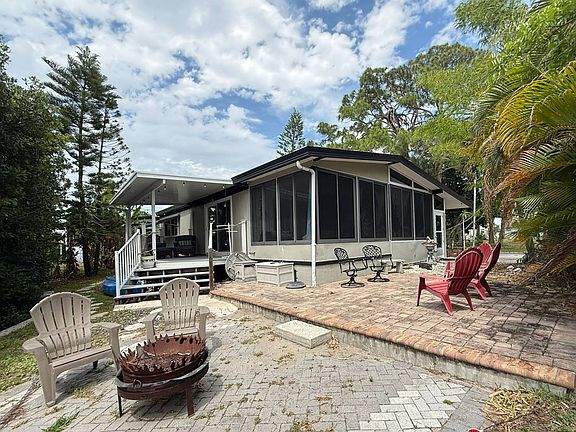 4th image of 456 Coco Plum Way