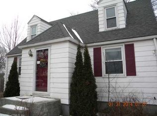 1054 Farmington Ave, Bristol, CT 06010
