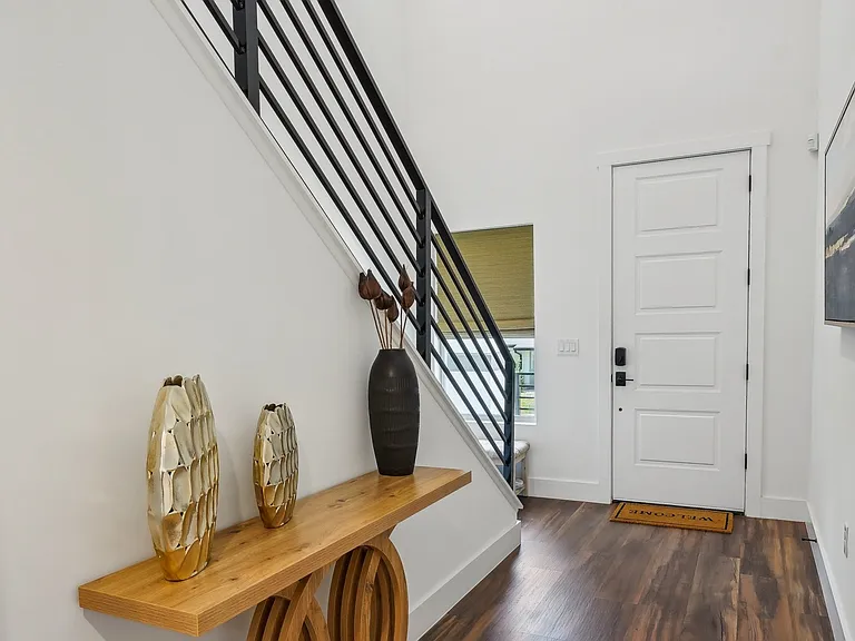7302 S Elliott St — Photo 3