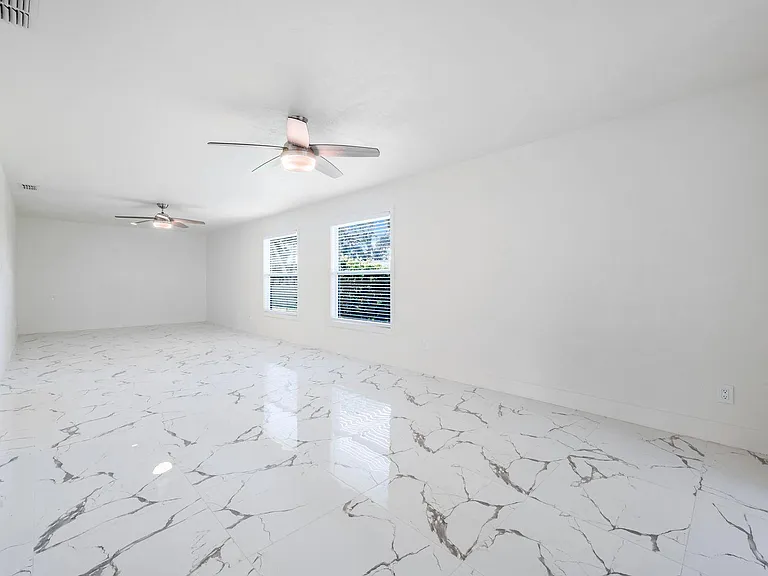 6031 Macbeth Ln — Photo 17