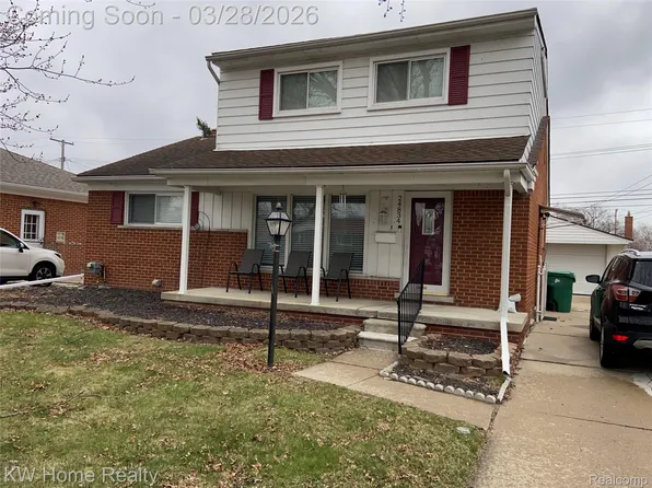 24834 Marine Ave, Eastpointe, MI 48021