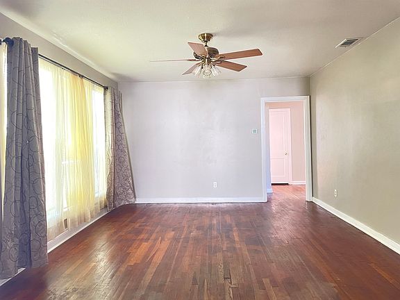 2nd image of 3718 Yale St