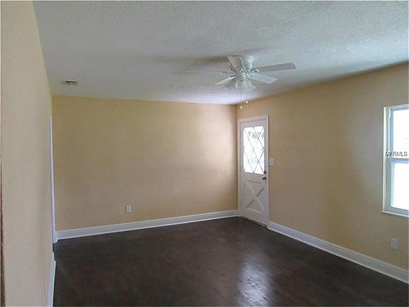4th image of 917 Alton Ave
