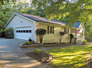 135 Riley Ct, Fayetteville, GA 30214