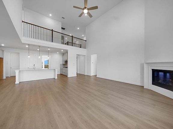 7th image of this home