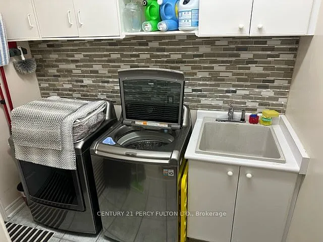 5 Hillpath Cres — Photo 5