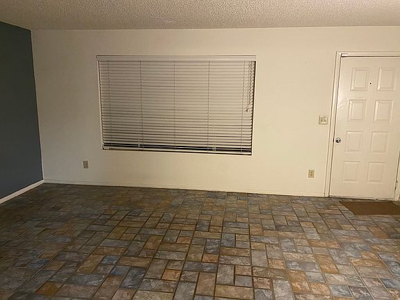 5th image of 2744 E Villa Theresa Dr