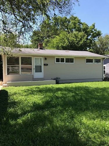 1st image of 1221 Foster Ave