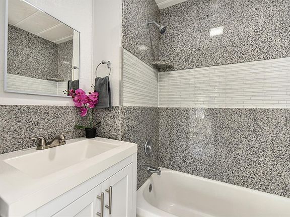 5th image of 2633 Crosby Way