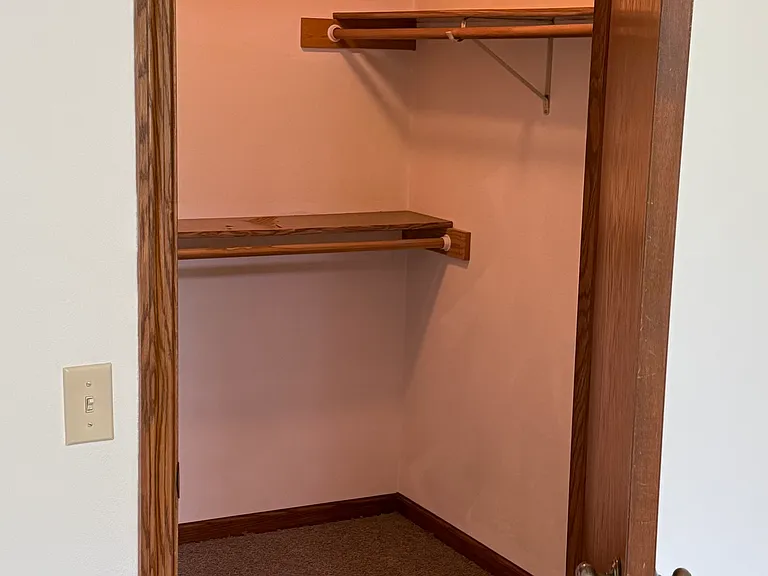 880 Hemlock Dr — Photo 23
