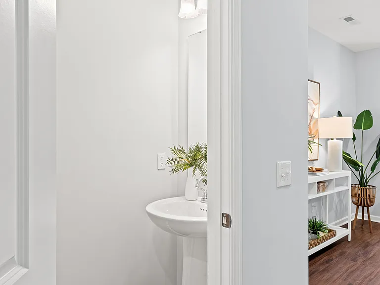 5049 Northstar Dr — Photo 5