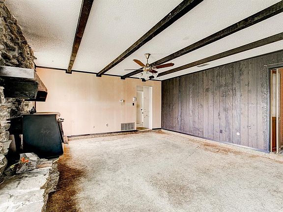 5th image of 1540 Royalwood Cir