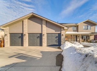 19625 Silverside Dr, Tinley Park, IL 60487