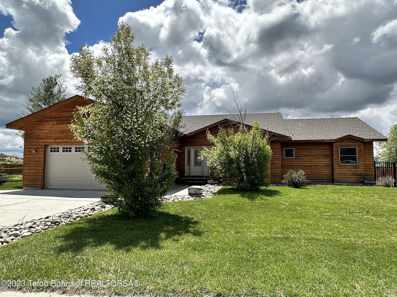 320 Meadowood St, Pinedale, WY 82941 MLS 231230 Zillow