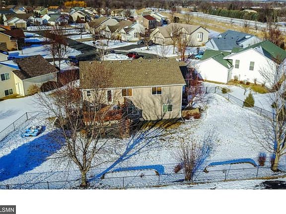 3rd image of 20710 Camden Cir