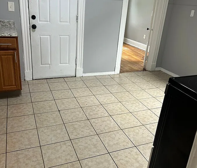 38 Otis St #1 — Photo 9